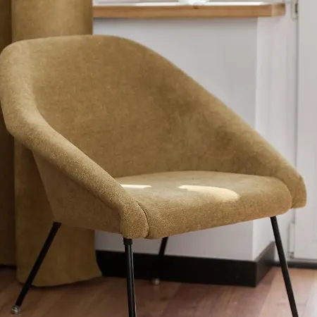 Norwida With Balcony Downtown By Renters Apartment