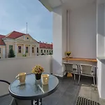 Apartment Norwida With Balcony Downtown By Renters *