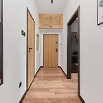 Apartament Norwida With Balcony Downtown By Renters