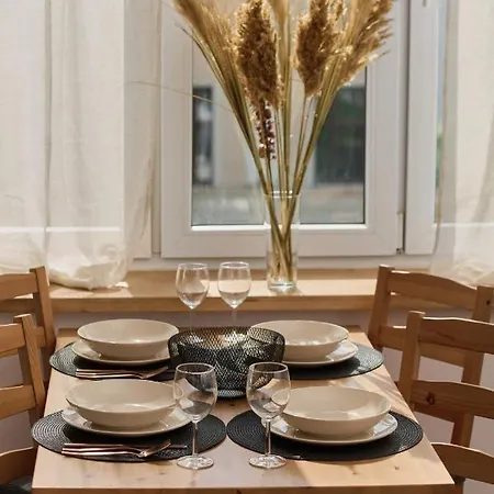 Norwida With Balcony Downtown By Renters