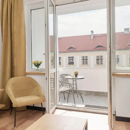 Norwida With Balcony Downtown By Renters ヴロツワフ